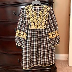 Cotton plaid dress with detailed embroidery